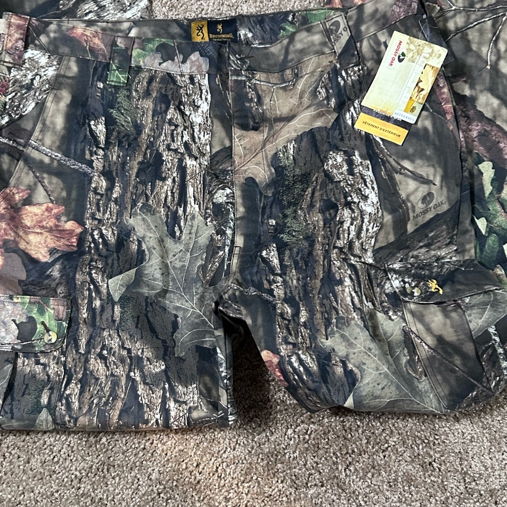 Mossy Oak Cargo Green and Brown Camouflage